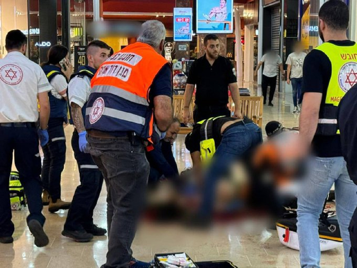 Επίθεση με μαχαίρι σε εμπορικό κέντρο στο Ισραήλ - Δύο τραυματίες, νεκρός ο δράστης