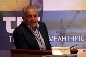 &quot;Γκάζια&quot; Φλαμπουραρη στις τράπεζες για τα στοιχεία των κόκκινων δανείων