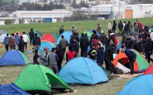 Ξεκίνησε η αποχώρηση προσφύγων από τα Διαβατά