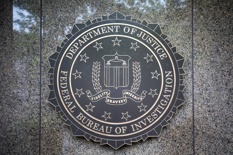 Διευθυντής του FBI: Η Ρωσία σκοπεύει να παρέμβει στις αμερικανικές εκλογές