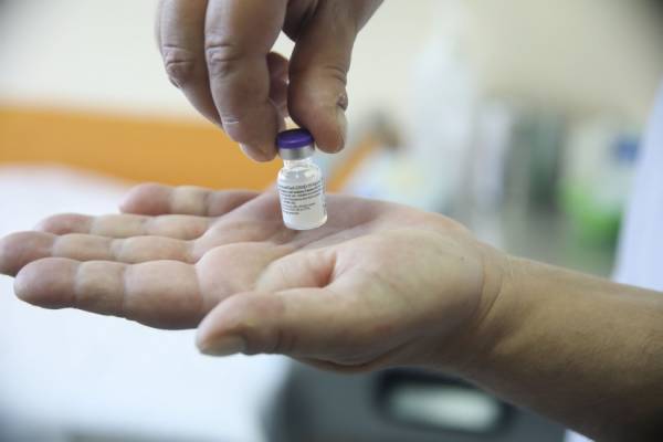 Εμβόλιο Moderna: Εγκρίθηκε από την Κομισιόν