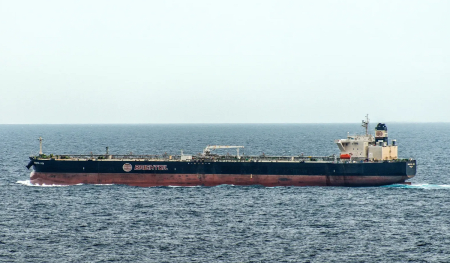 Χούθι: Χτύπησαν με θαλάσσιο drone το δεξαμενόπλοιο ελληνικών συμφερόντων «MT Chios Lion»