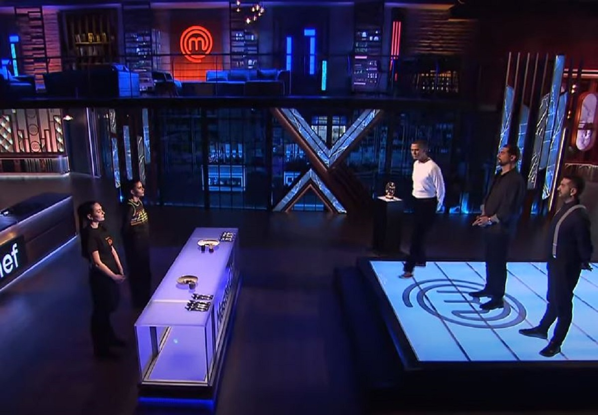 MasterChef 2023: Η μονομαχία των εισβολέων - Το Deja vu της Μαρίνας κάηκε κι αποχώρησε