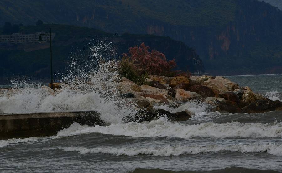 Βροχερός σήμερα ο καιρός