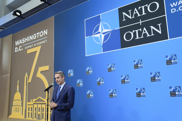 Παρέμβαση Μητσοτάκη στο ΝΑΤΟ μετά την πρόκληση Μιτσκόσκι: Επικίνδυνη η επιλεκτική εφαρμογή της Συμφωνίας των Πρεσπών