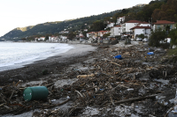 Καθηγητής Γεωλογίας: Οι πλημμύρες θα αλλάξουν τις παραλίες! - Κίνδυνος νέων κατολισθήσεων