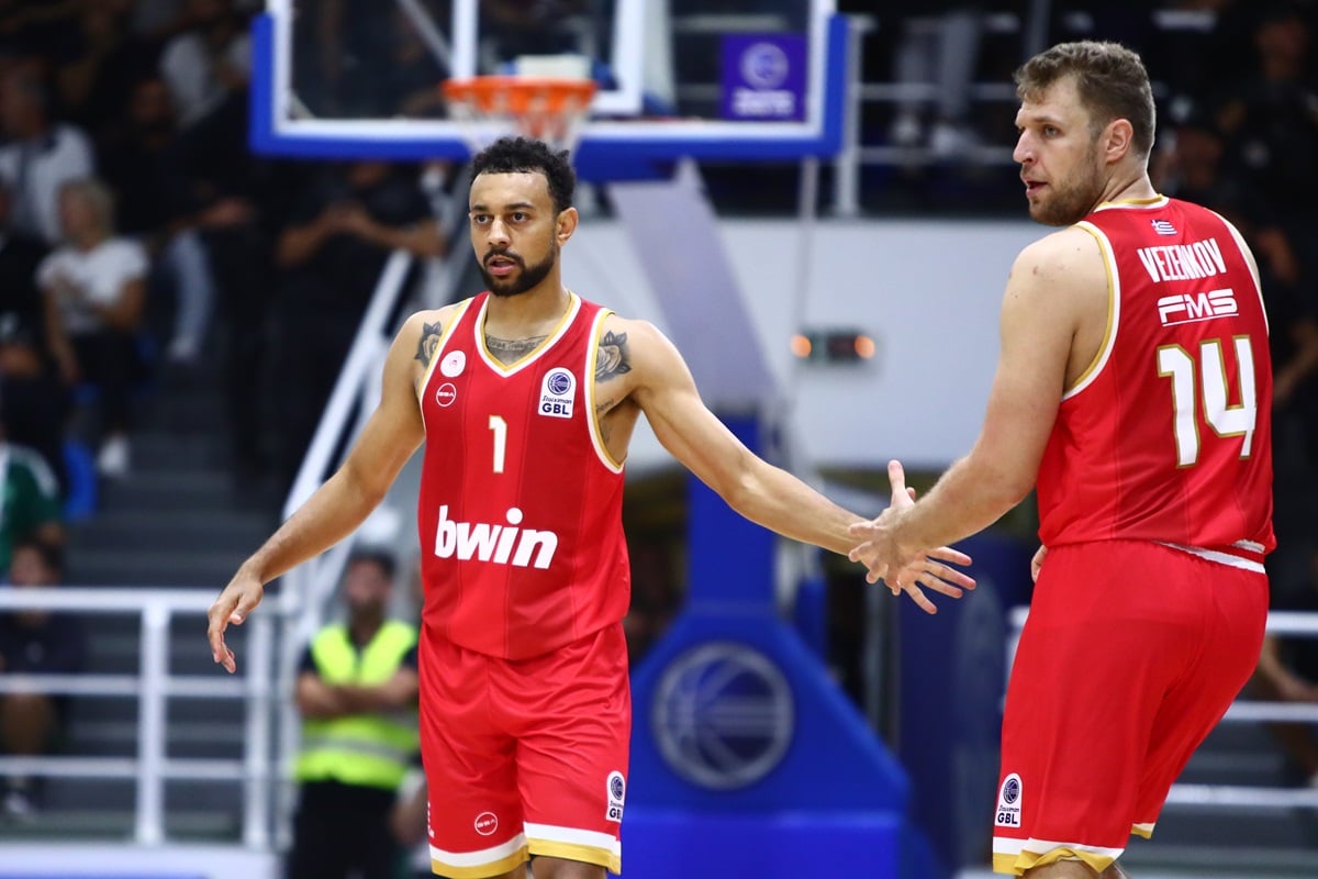 Στον Ολυμπιακό το Super Cup με MVP Βεζένκοφ, 86-85 τον Παναθηναϊκό