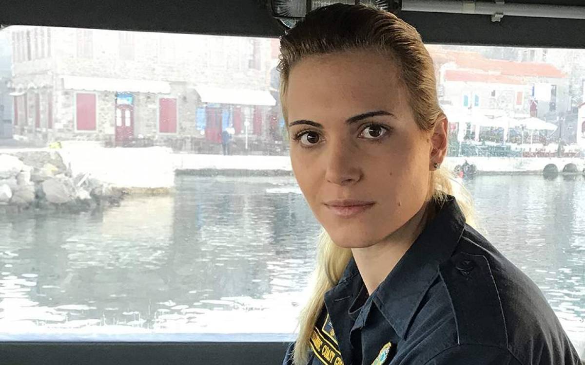 Μαρία Κόντη: Η γυναίκα κυβερνήτης σκάφους που σώζει ζωές στο Αιγαίο