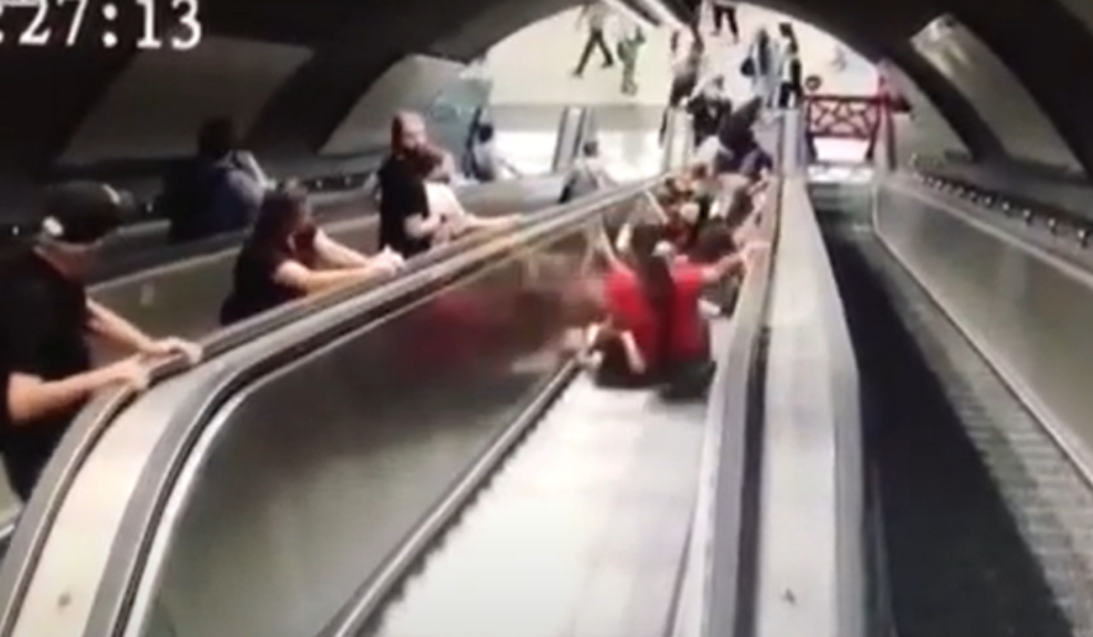 Χαμός στο μετρό της Σμύρνης: Κυλιόμενη σκάλα κινήθηκε αντίθετα - 11 τραυματίες