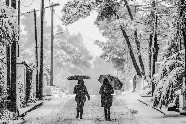 Αλλάζει το σκηνικό του καιρού: Καταιγίδες και χιόνια μετά τα Θεοφάνια