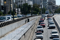 Σύγκρουση οχημάτων στη Λ. Κηφισίας – Διακοπή κυκλοφορίας τώρα