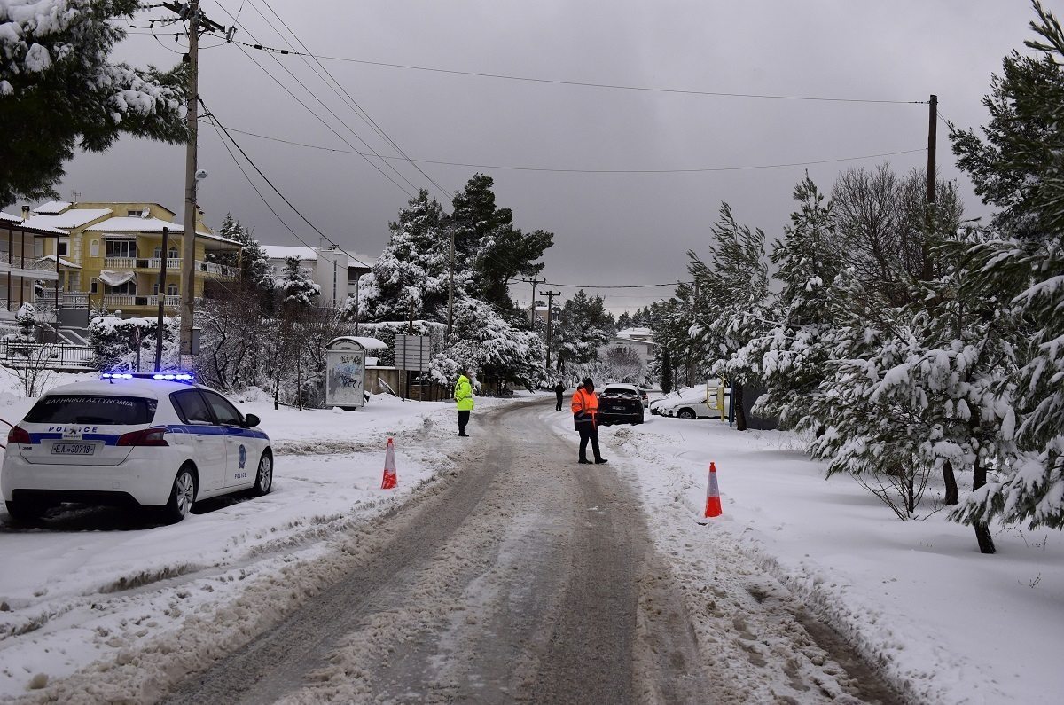 Το σχέδιο «παγώστε τα όλα» εφάρμοσε η κυβέρνηση για την κακοκαιρία «Μπάρμπαρα»