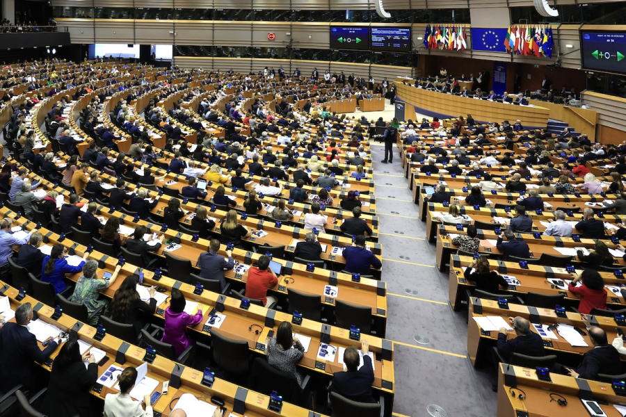 «Ευρώπη των Κυρίαρχων Εθνών»: Ποια είναι η νέα πολιτική ομάδα στο Ευρωπαϊκό Κοινοβούλιο