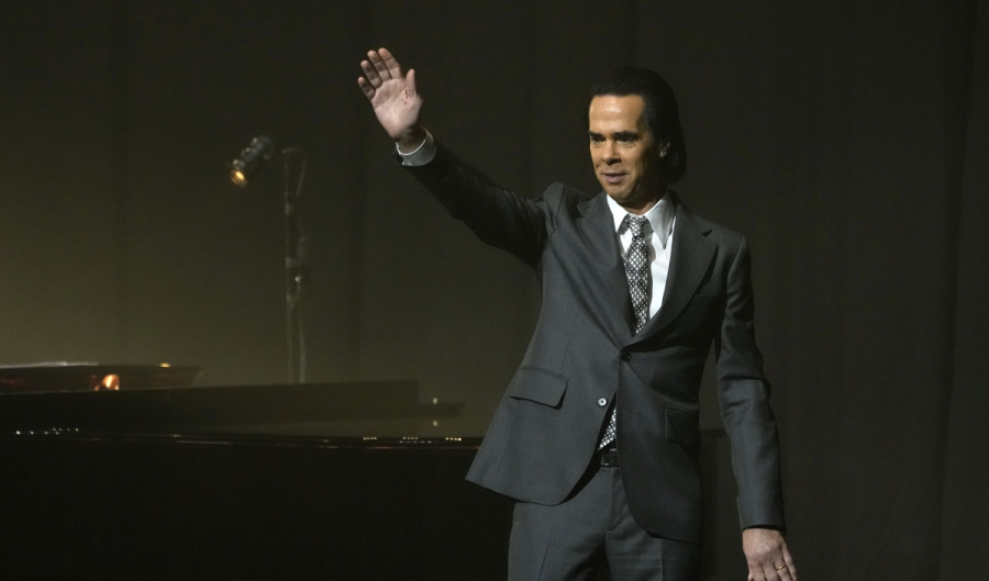 Long Dark Night: Ακούστε το νέο σινγκλ του Nick Cave