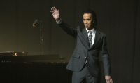 Long Dark Night: Ακούστε το νέο σινγκλ του Nick Cave