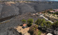 Μαύρες εικόνες καταστροφής στην Αττική: Βίντεο από drone μία εβδομάδα μετά τη φωτιά