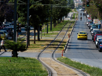 Σοβαρό ατύχημα στο τραμ: Συρμός παρέσυρε πεζό στη Γλυφάδα