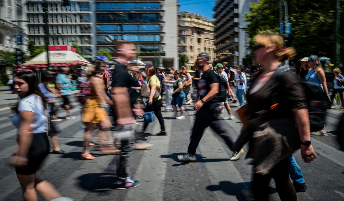 «Κόλαφος» το Ευρωβαρόμετρο για την κυβέρνηση - Το 98% βλέπει διαφθορά στην Ελλάδα