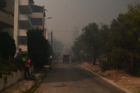 Νέο μήνυμα του 112 για την φωτιά στην Αττική: Εκκενώστε από το Διόνυσο προς Κηφισιά