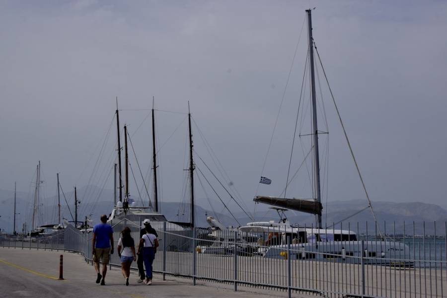 Καιρός: Τοπικές νεφώσεις, υγρασία και υψηλές θερμοκρασίες σήμερα