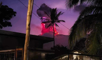 «Ξύπνησε» ηφαίστειο στις Φιλιππίνες – Εκτόξευσε τέφρα, πέτρες και αέρια σε ύψος 5 χλμ