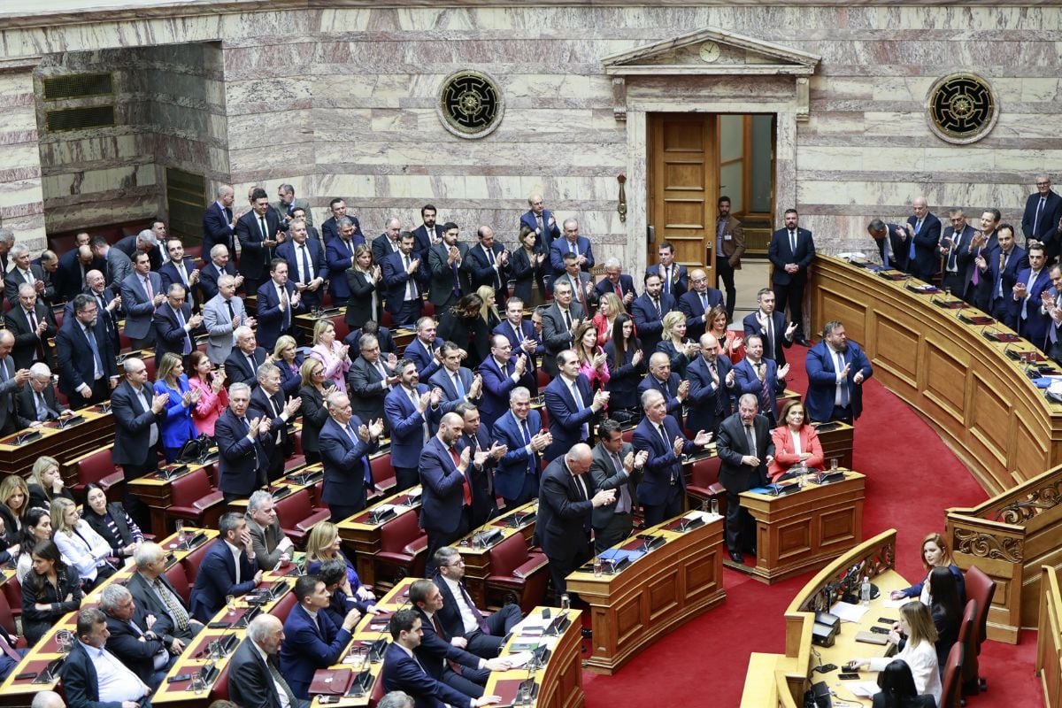 «Γαλάζιες» γκρίνιες και για τον Προϋπολογισμό