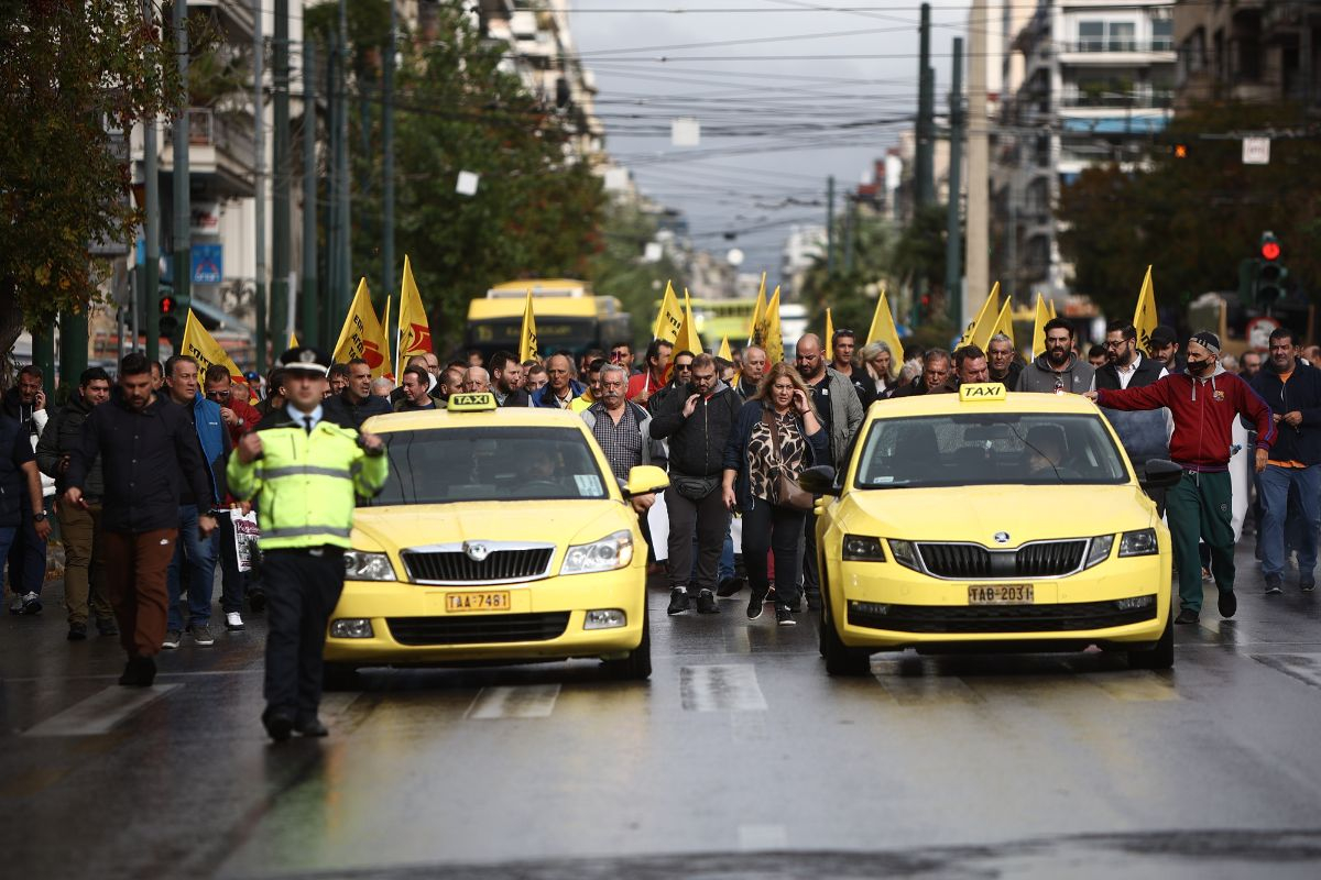 Ανακοινώθηκε 24ωρη απεργία των ταξί στην Αθήνα