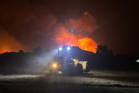 Δραματικές ώρες με τη φωτιά στην Κω - Έκκληση για βοήθεια από τον δήμαρχο