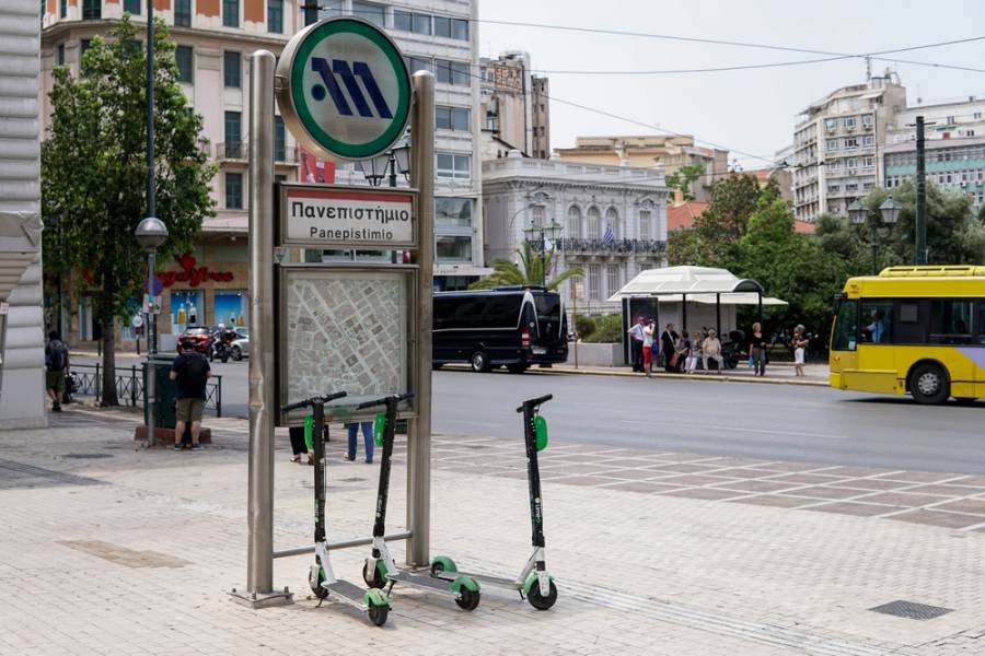 Κλείνει στις 10:00 ο σταθμός «Πανεπιστήμιο» του μετρό