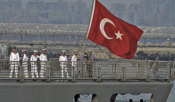 Σκηνικό έντασης με 5 πολεμικά πλοία στήνει η Τουρκία ανοιχτά της Κάσου και της Καρπάθου