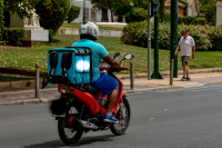 Απαγόρευση ντελίβερι λόγω καύσωνα - Ποιες ώρες