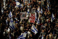 «Νετανιάχου φύγε!»: Η μεγαλύτερη διαδήλωση στο Ισραήλ απο την έναρξη του πολέμου