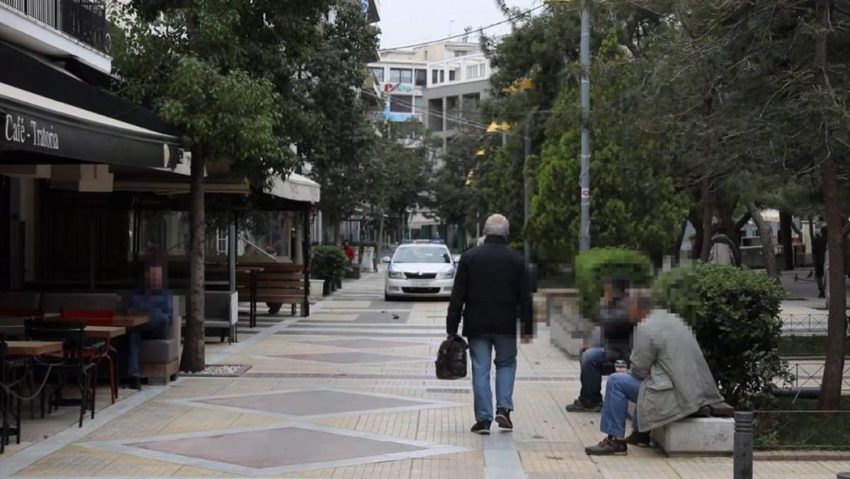 Κορονοϊός: Το μήνυμα που ακούγεται από τα περιπολικά της ΕΛΑΣ για τις συναθροίσεις