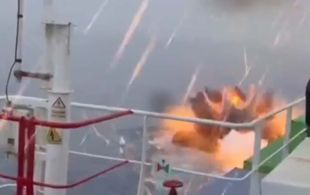 Βίντεο ντοκουμέντο: Δραματική εξουδετέρωση επίθεσης των Χούθι στην Ερυθρά Θάλασσα
