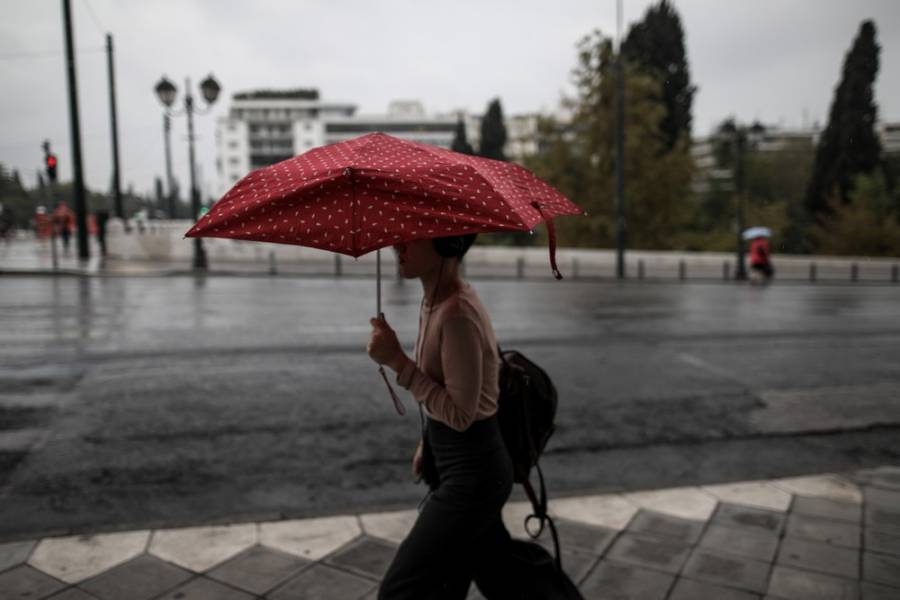 Καιρός: Πτώση της θερμοκρασίας σήμερα με βροχές, καταιγίδες και χαλάζι