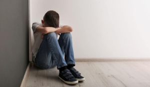Θεσσαλονίκη: Συνελήφθη ο 12χρονος για τον βιασμό 9χρονου - Χειροπέδες και στους γονείς του