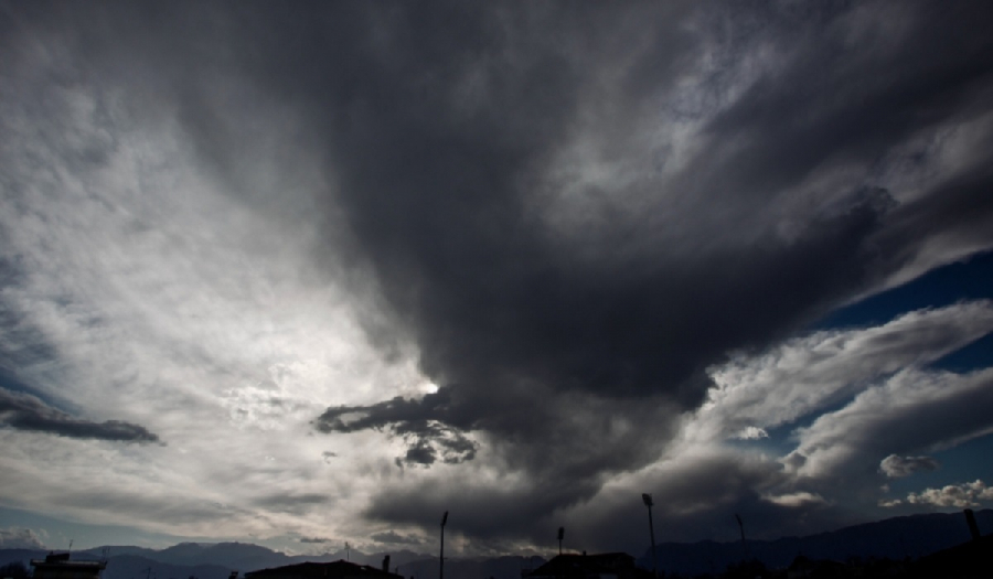 Meteo: Άστατος καιρός και πτώση θερμοκρασίας - Βροχές και στην Αττική