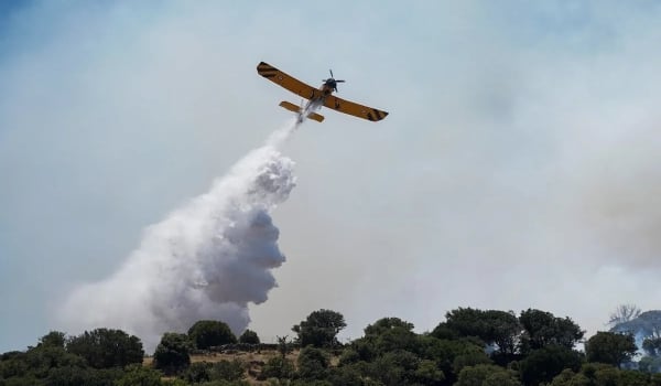 Φωτιά τώρα στην Αχαΐα - Στη μάχη 50 πυροσβέστες