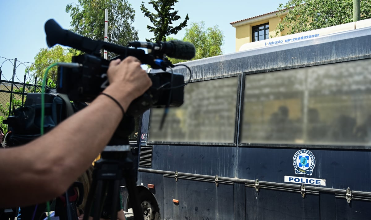Ποινή φυλάκισης 12 μηνών στον δημοσιογράφο της ΕΡΤ - «Δεν είμαι αυτός που παρουσιάζετε», υποστήριξε