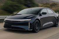 Θωρακισμένο Lucid Air Sapphire: Ηλεκτροκίνητος πύραυλος με προστασία από όπλο Magnum 44