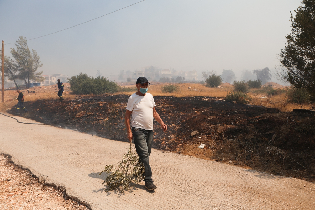 Αυτή είναι η εγκύκλιος του υπουργείου Υγείας με τα μέτρα προστασίας μετά τις φωτιές