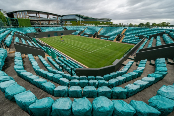 Επιστρέφουν οι φίλαθλοι στα γήπεδα του Wimbledon