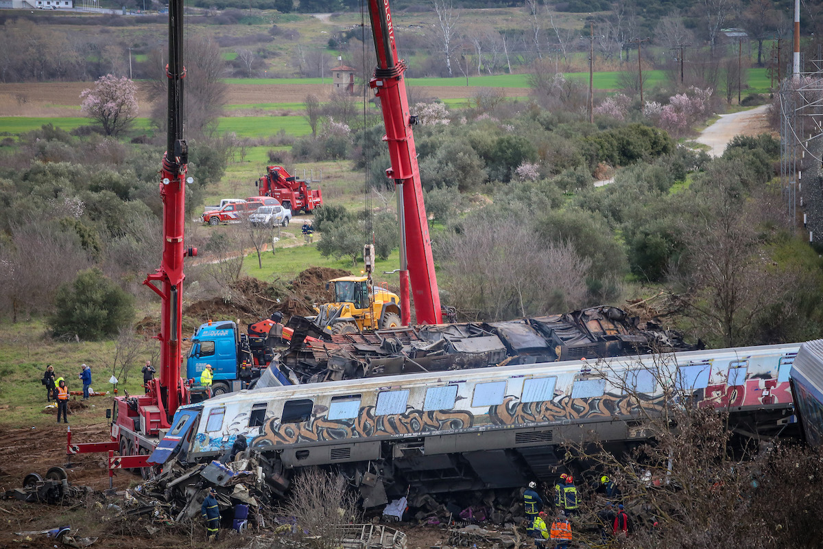 Τέμπη: Σήμερα η απολογία του σταθμάρχη Λάρισας στον ανακριτή