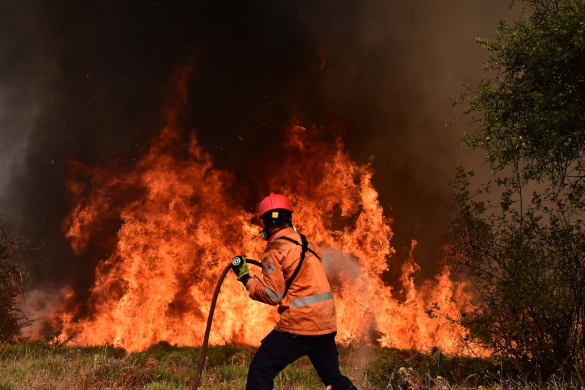 Φωτιά στην Κορινθία: Μάχη σε τρία μέτωπα - Πάνω από 50.000 στρέμματα κάηκαν στο Ξυλόκαστρο