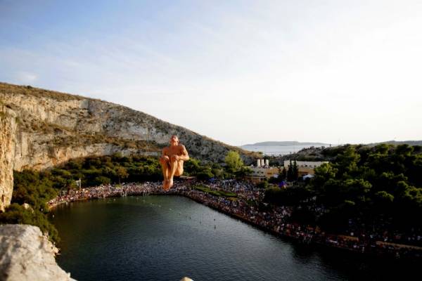 Έκλεισε λόγω κρούσματος κορονοϊού η Λίμνη Βουλιαγμένης