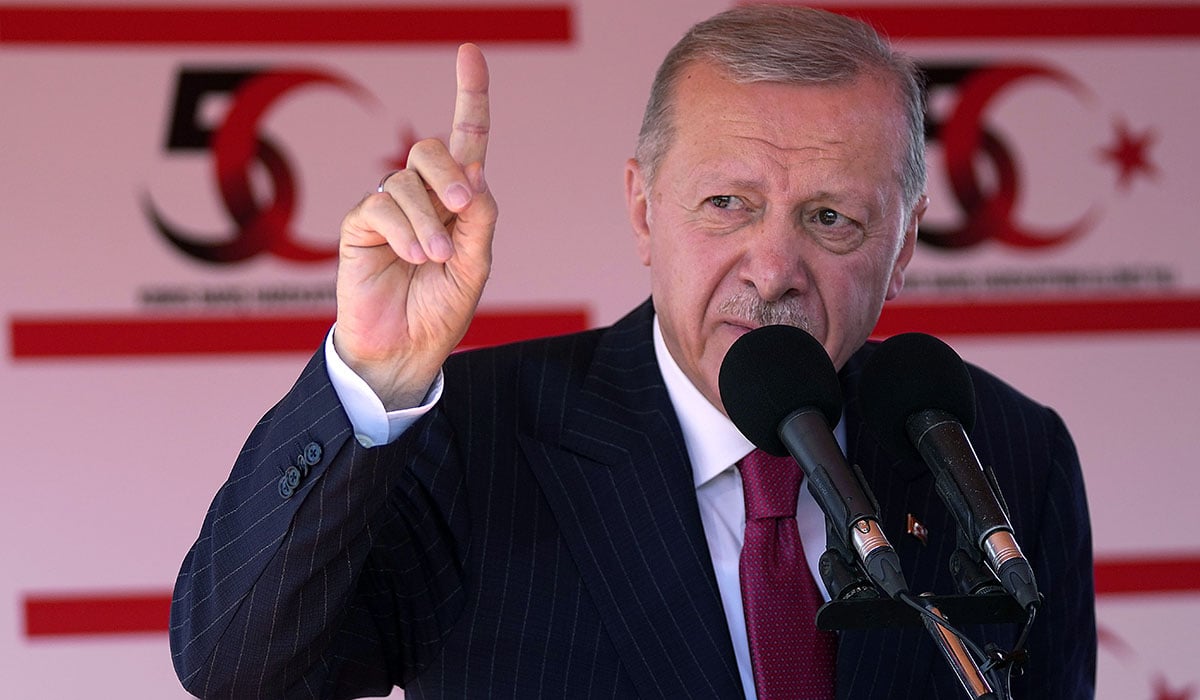Νέα πρόκληση Ερντογάν περί «τουρκικής μειονότητας» στη Θράκη