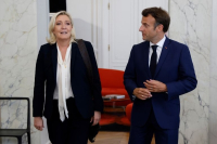 Η Γαλλία ψηφίζει – Δυναμική πλειοψηφίας η Λεπέν, στο ναδίρ ο Μακρόν
