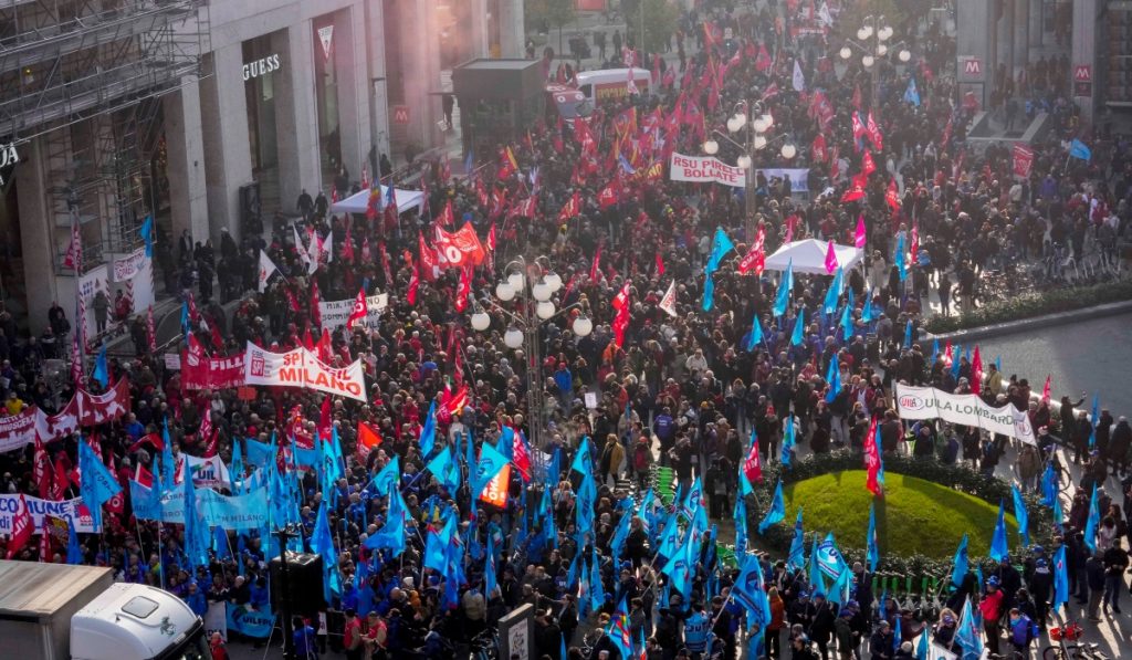 Γενική απεργία παρέλυσε την Ιταλία – «Γέμισαν πάνω από 40 πλατείες της χώρας»