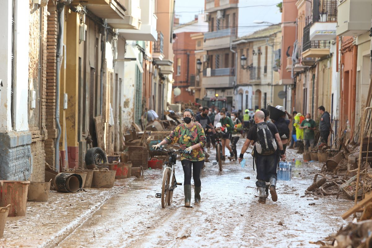 Πόσο κοντά στη Βαλένθια είναι η Αττική