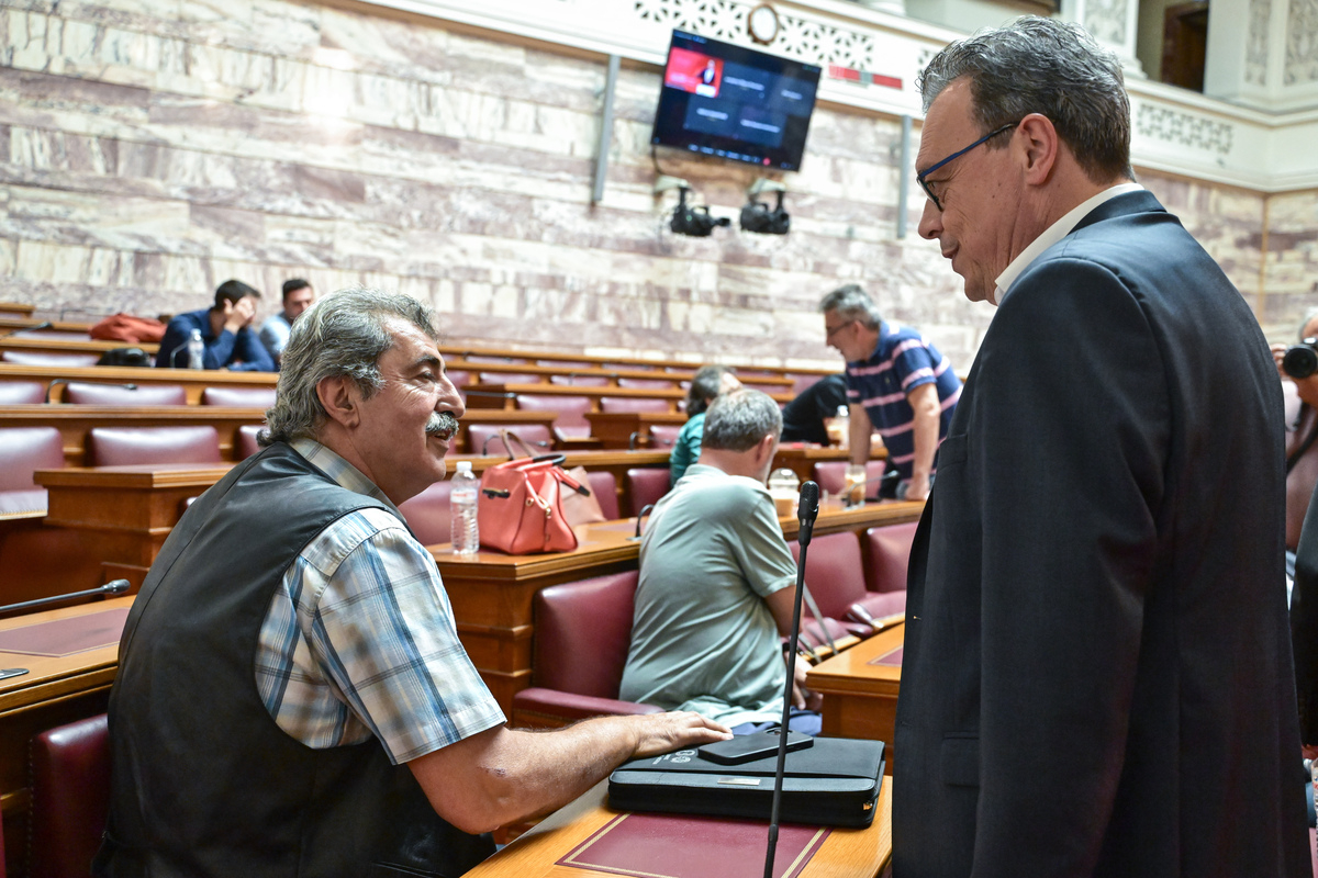 Φάμελλος-Πολάκης, το «τανγκό» της συμβίωσης στη Κουμουνδούρου